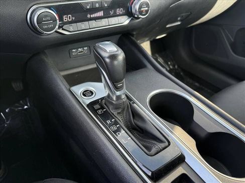 Used 2019 Nissan Altima 2.5 SV FWD image 14
