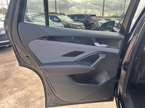New 2026 Volkswagen Tiguan SE R-Line FWD image 55