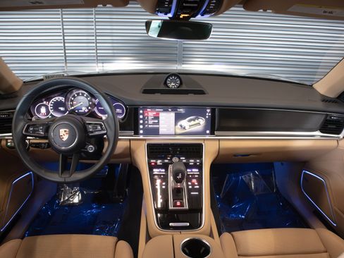 Certified 2023 Porsche Panamera 4 AWD/4WD image 14