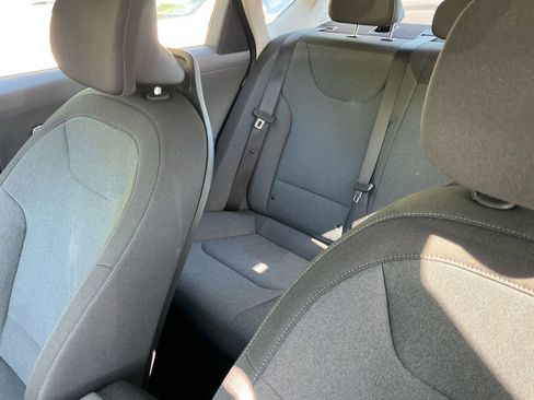 Used 2025 Kia K4 FWD image 35