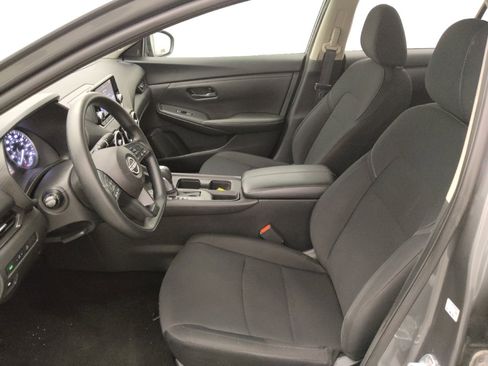 Used 2024 Nissan Sentra S FWD image 17