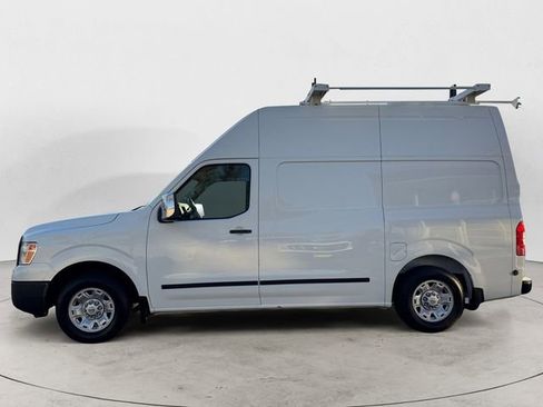 Used 2019 Nissan NV 2500 SV image 2