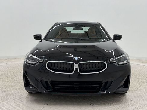 Used 2024 BMW 230i Coupe w/ Convenience Package RWD image 6