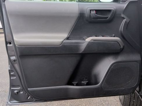 Used 2023 Toyota Tacoma SR5 RWD image 13