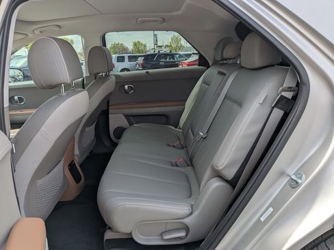 Used 2024 Hyundai Ioniq 5 Limited image 28