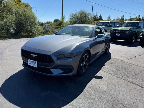 New 2025 Ford Mustang Premium image 13