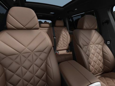 New 2027 BMW X7 xDrive40i AWD/4WD image 11
