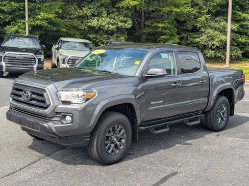 Used 2023 Toyota Tacoma SR5 w/ Technology Package AWD/4WD image 3