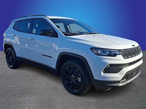 New 2026 Jeep Compass Latitude image 2