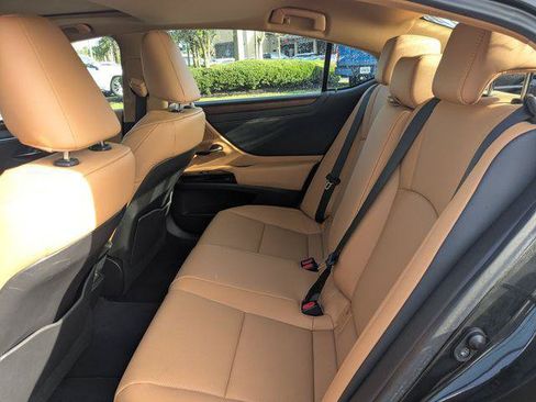 Certified 2025 Lexus ES 350 w/ Premium Package FWD image 14