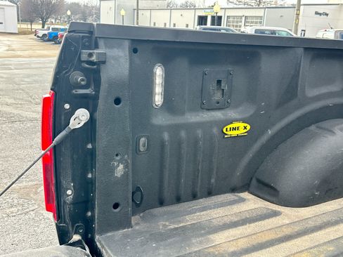 Used 2020 Ford F150 Platinum w/ Equipment Group 701A Luxury image 8