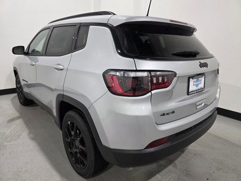 New 2026 Jeep Compass Latitude AWD/4WD image 40