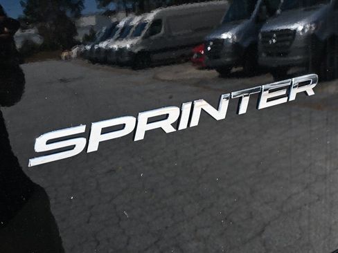 Used 2025 Mercedes-Benz Sprinter 2500 image 23