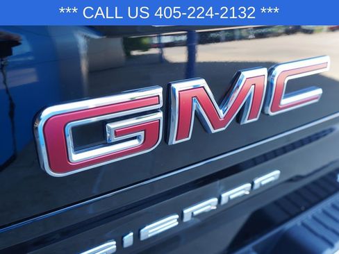 Used 2025 GMC Sierra 1500 SLT AWD/4WD image 5