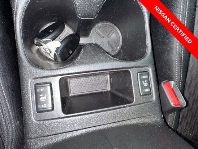 Certified 2017 Nissan Rogue SV AWD/4WD image 23