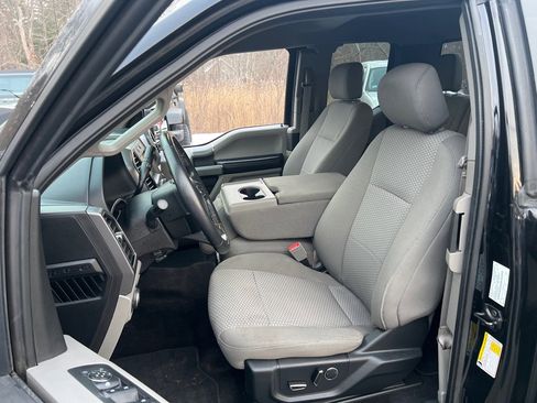 Used 2018 Ford F150 XLT w/ Equipment Group 302A Luxury image 14