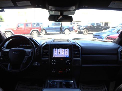 Used 2019 Ford Expedition Max XLT w/ Equipment Group 201A AWD/4WD image 22