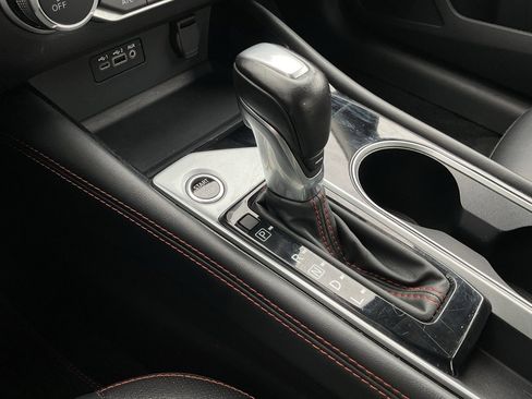 Used 2025 Nissan Altima 2.5 SR image 33