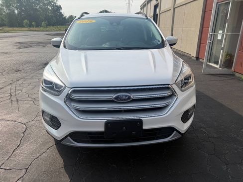 Used 2019 Ford Escape SEL AWD/4WD image 2