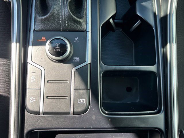 Used 2022 Kia Sorento LX AWD/4WD image 31