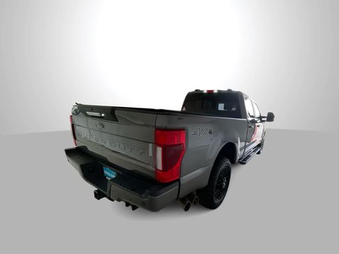 Used 2022 Ford F350 Lariat AWD/4WD image 8