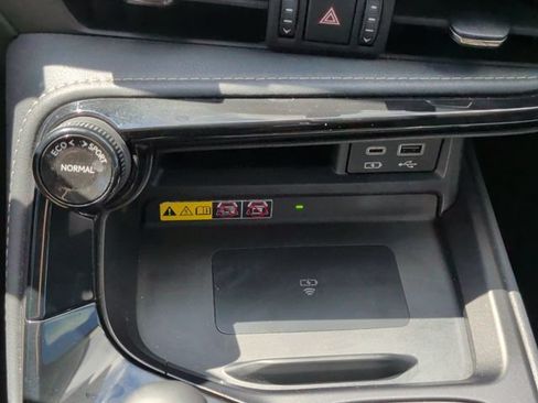 Used 2024 Lexus NX 250 FWD image 27