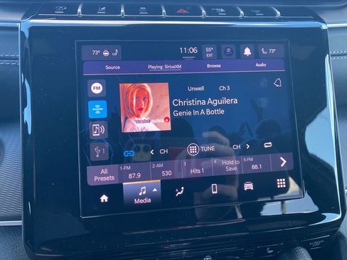 New 2025 Jeep Grand Cherokee Altitude image 25