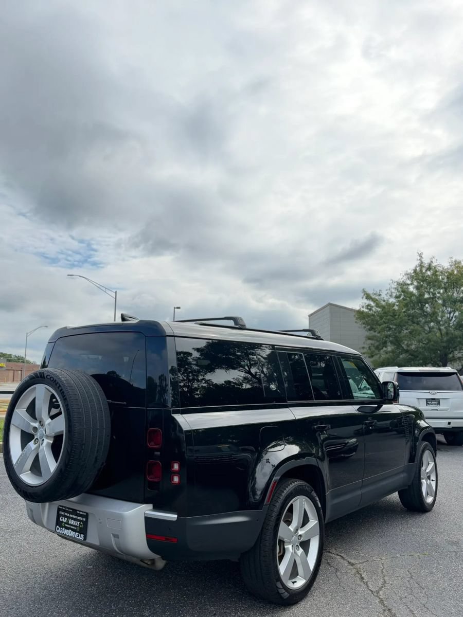Used 2024 Land Rover Defender 130 S AWD/4WD image 5