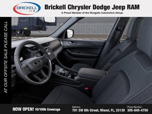 Used 2025 Jeep Grand Cherokee Laredo X AWD/4WD image 22