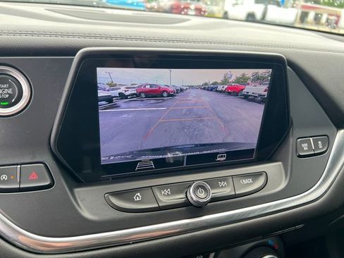 Used 2022 Chevrolet Blazer LT AWD/4WD image 34