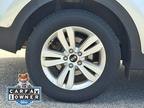 Used 2019 Kia Sportage LX w/ LX Popular Package AWD/4WD image 3