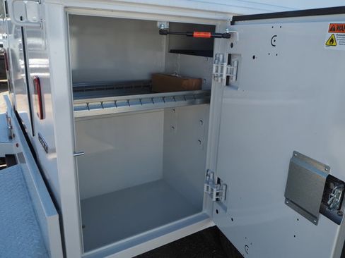 New 2024 RAM 5500 Tradesman w/ Chrome Appearance Group image 8