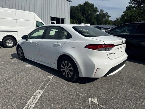 Used 2020 Toyota Corolla LE FWD image 8