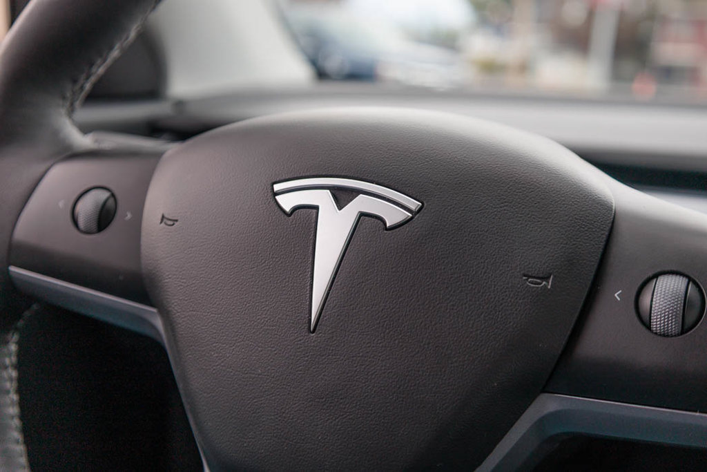 Used 2022 Tesla Model Y Performance AWD/4WD image 15