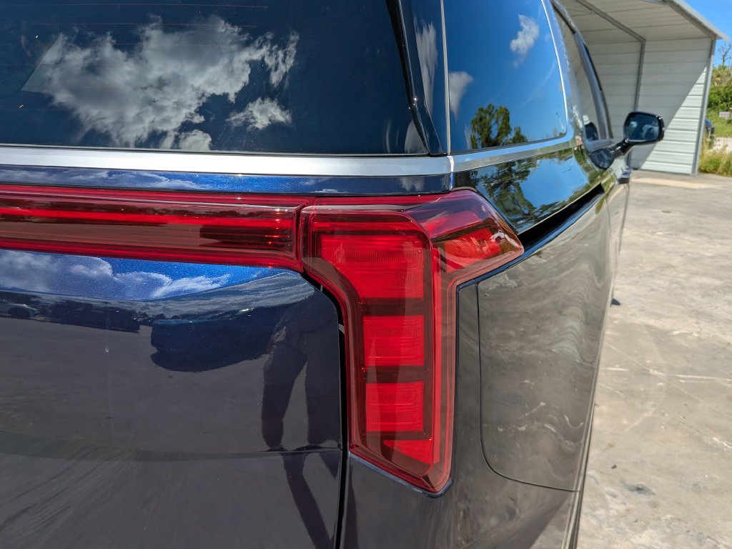 Certified 2026 Kia Carnival FWD image 11