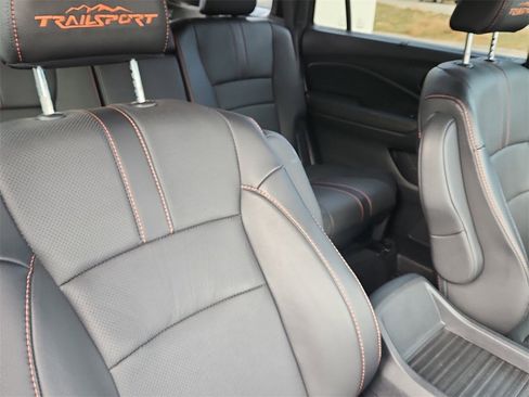Used 2023 Honda Passport TrailSport image 15