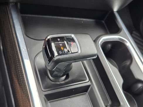 Used 2024 Chevrolet Silverado 1500 LT Trail Boss w/ Convenience Package II AWD/4WD image 18
