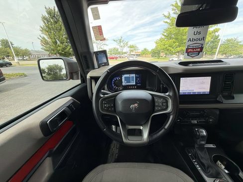Used 2021 Ford Bronco Big Bend w/ Sasquatch Package AWD/4WD image 11