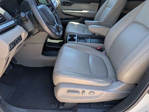 Used 2019 Honda Odyssey EX-L image 9