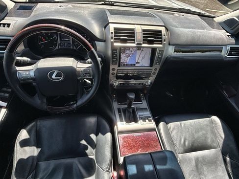 Used 2014 Lexus GX 460 w/ Premium Package AWD/4WD image 22