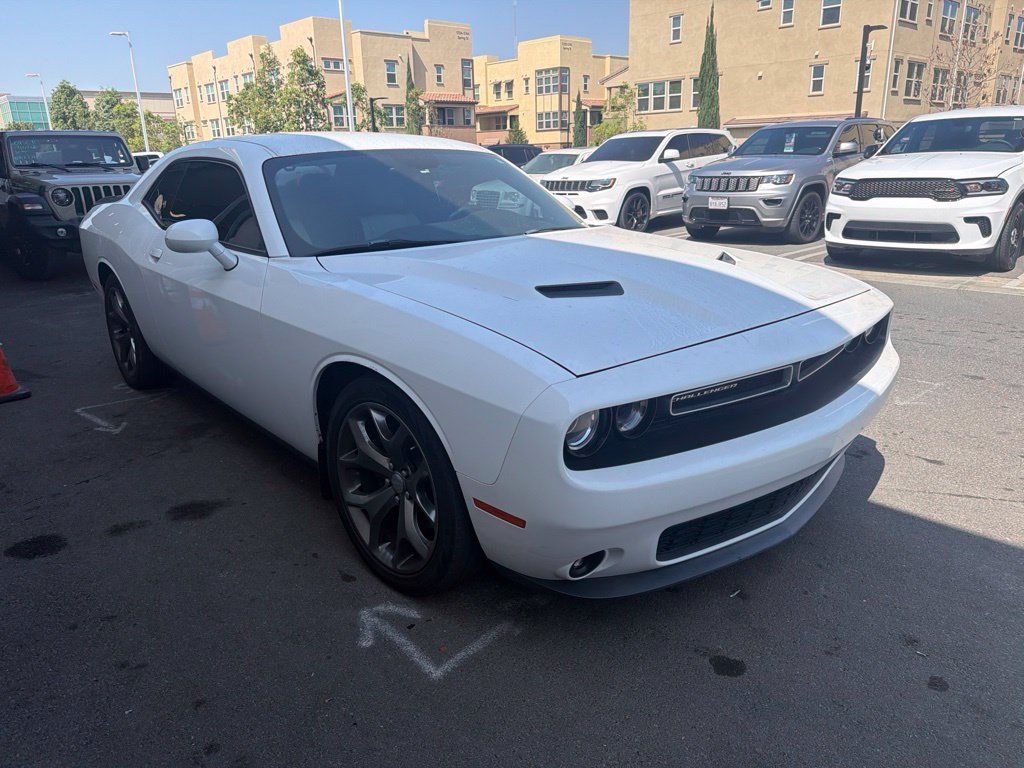 Used 2015 Dodge Challenger SXT Plus w/ Driver Convenience Group RWD image 6