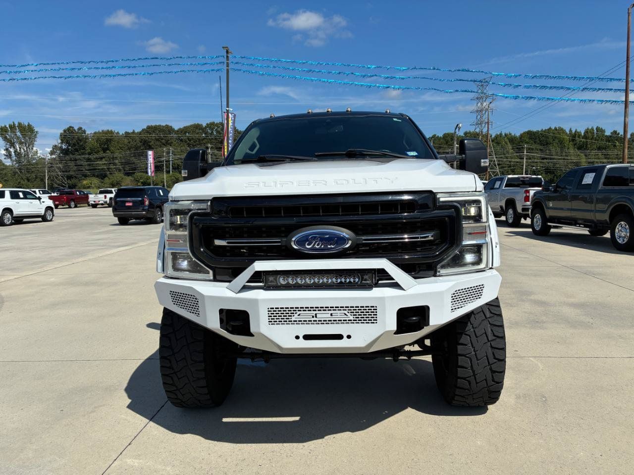 Used 2021 Ford F250 Lariat w/ Lariat Ultimate Package AWD/4WD image 3