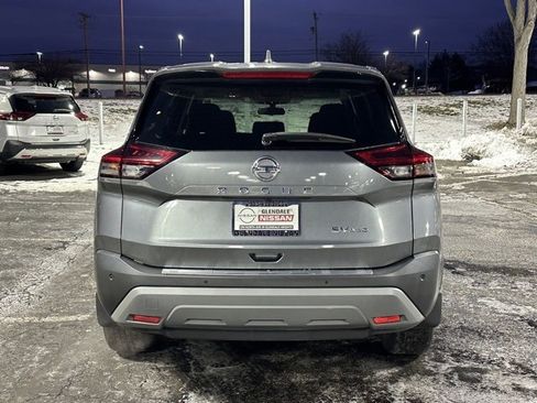 Used 2021 Nissan Rogue SV image 5