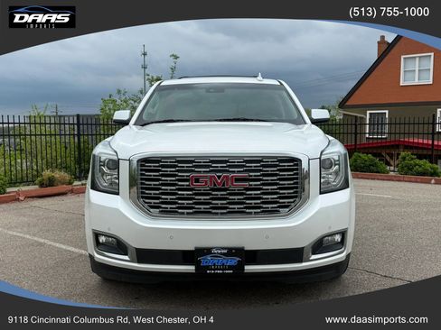 Used 2018 GMC Yukon Denali w/ Denali Ultimate Package AWD/4WD image 2
