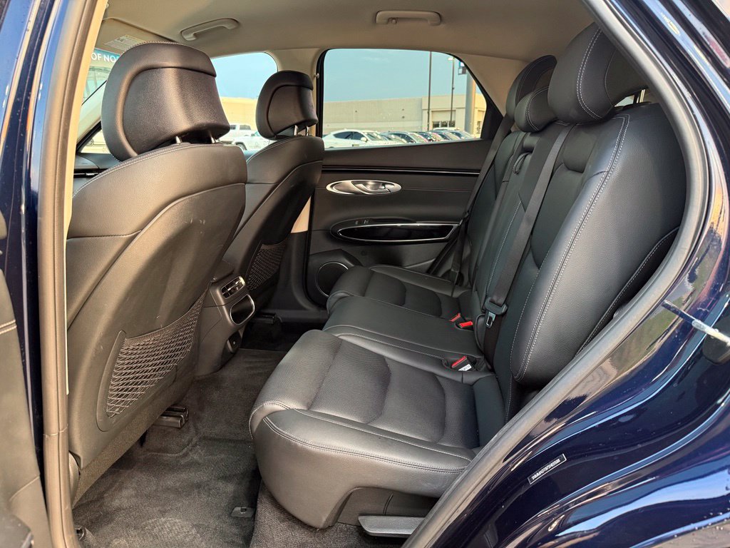 Used 2025 Genesis GV70 2.5T AWD/4WD image 18