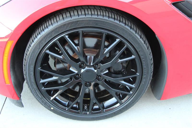 Used 2014 Chevrolet Corvette Stingray Convertible w/ 2LT Preferred Equipment Group RWD image 29