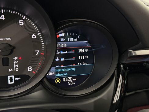 Certified 2023 Porsche Macan image 49