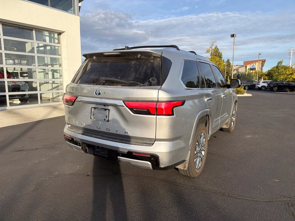 Used 2024 Toyota Sequoia Capstone AWD/4WD image 5