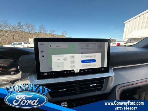 Used 2025 Ford Explorer ST image 37