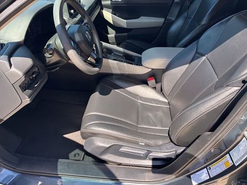 Used 2023 Honda Accord LX image 17